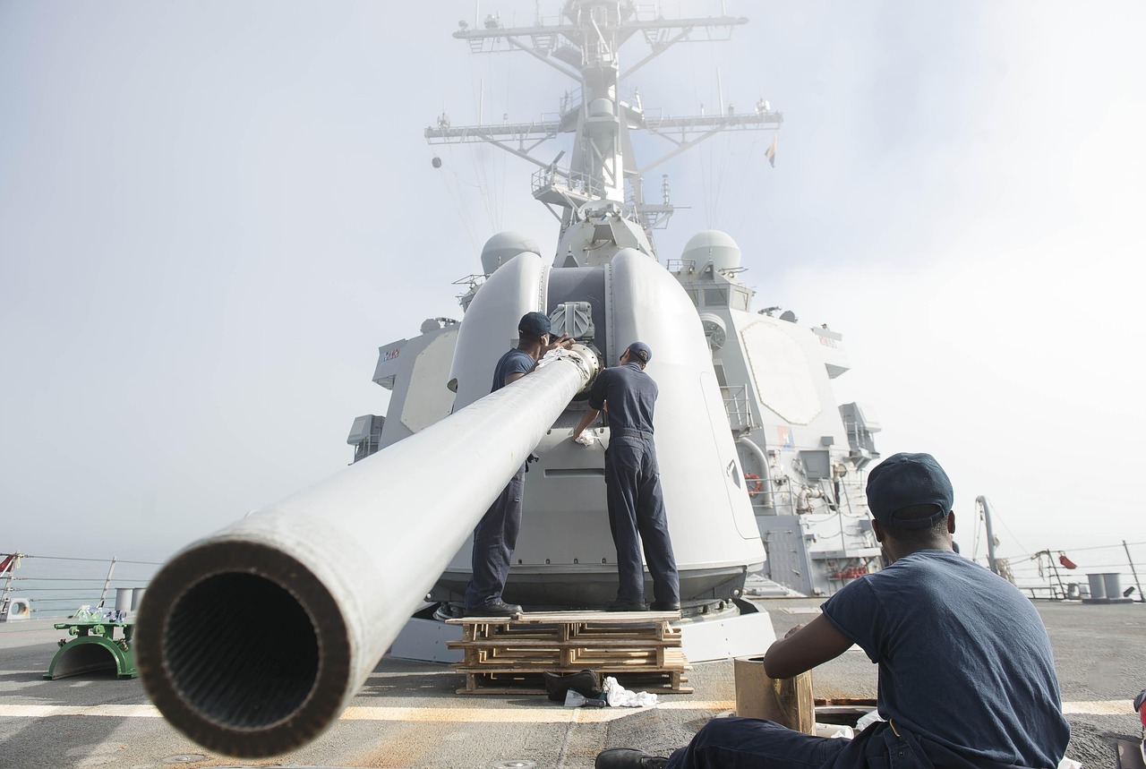 丽晶国际实名账号：实名认证的历史沿革和发展趋势